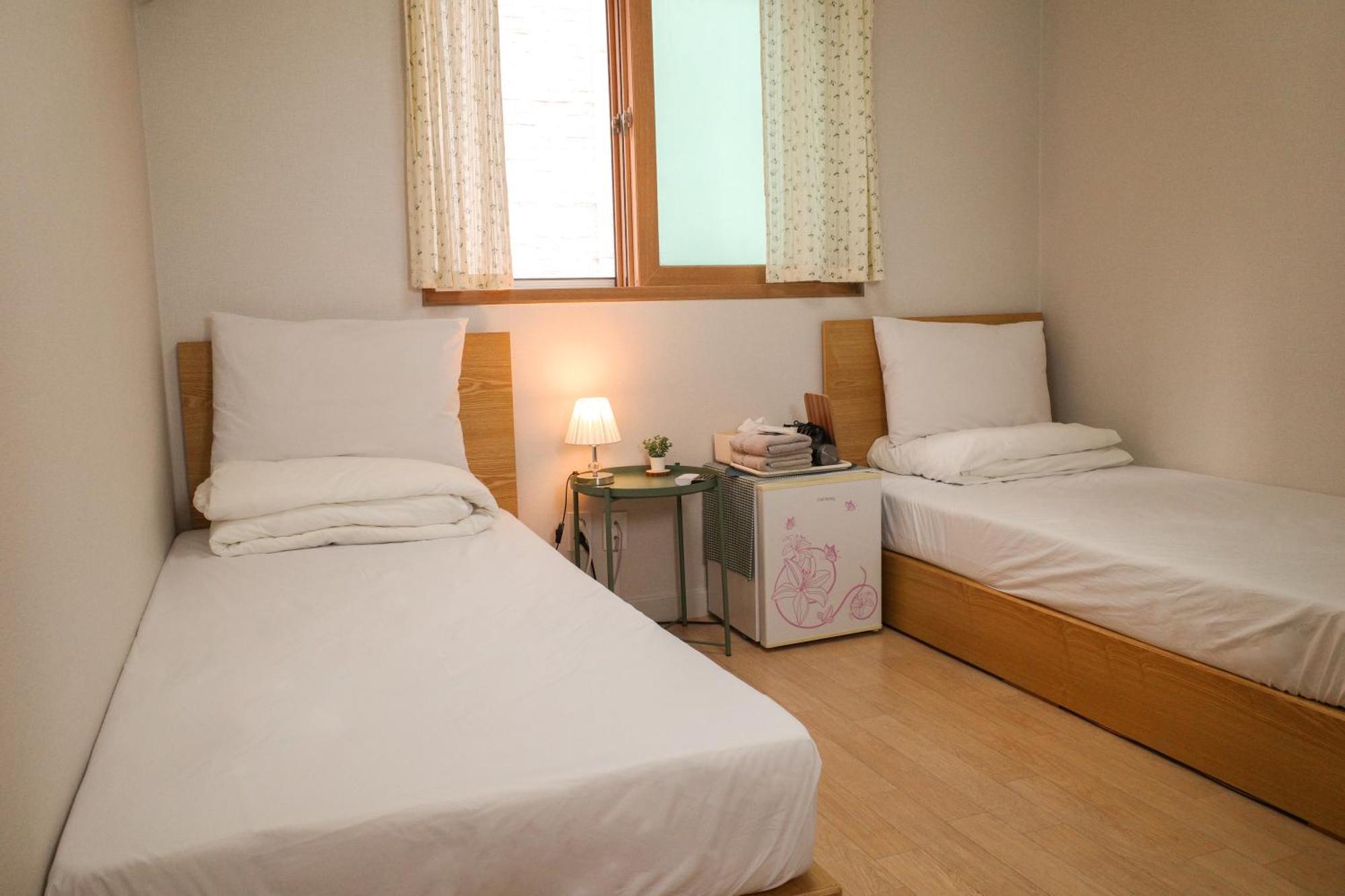 Starria Hostel Foreign Guest Only Seoul Phòng bức ảnh